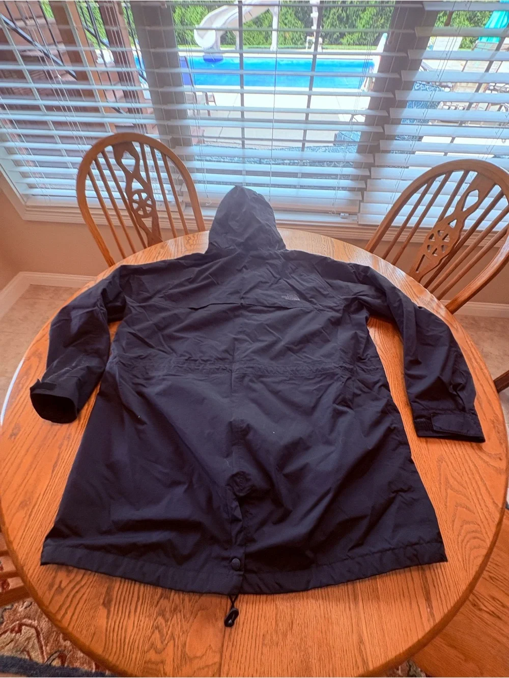 The North Face HyVent Rain Jacket Mens XXL Light Coat Black Waterproof
